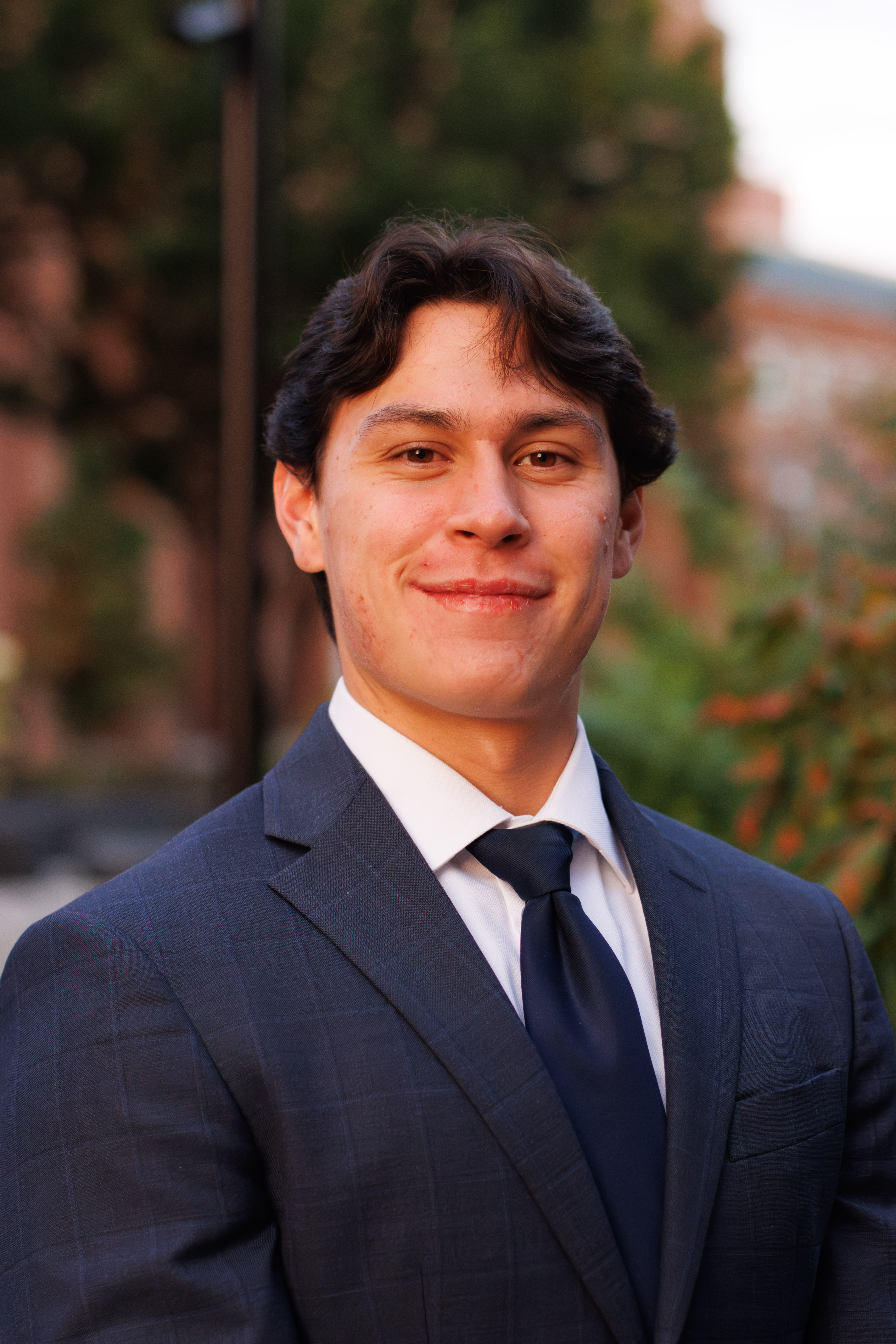 Anderson Tabora Headshot